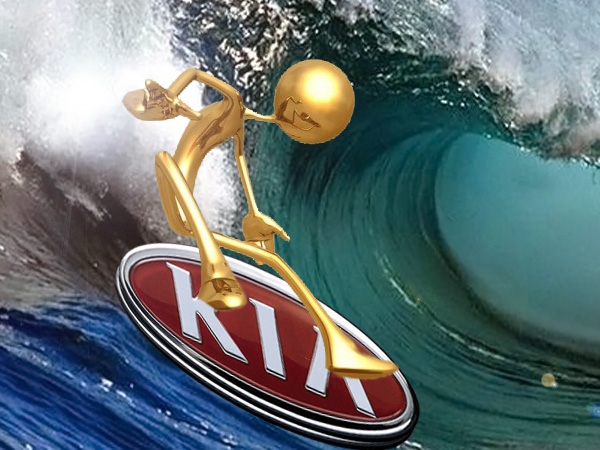 Серфинг на эмблеме КИА.