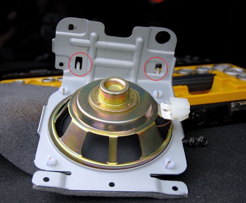 С/у задних динамиков в Cerato HB (12)