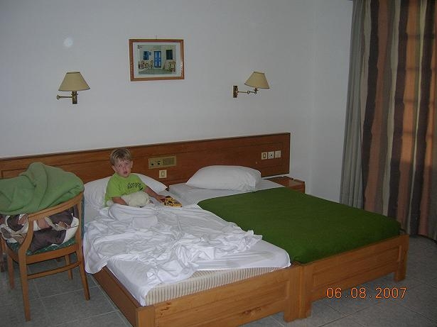 уукер
