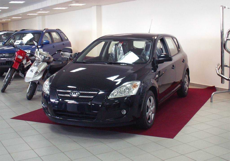 KIA_CEED_01