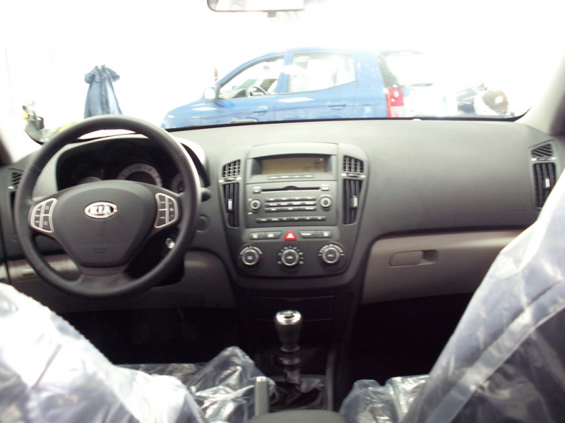 KIA_CEED_05