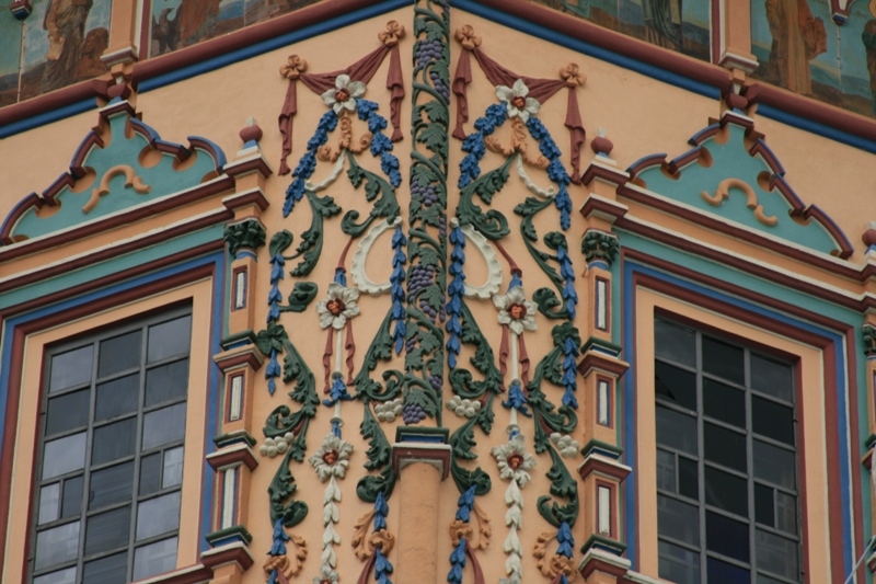 лепнина на православном храме