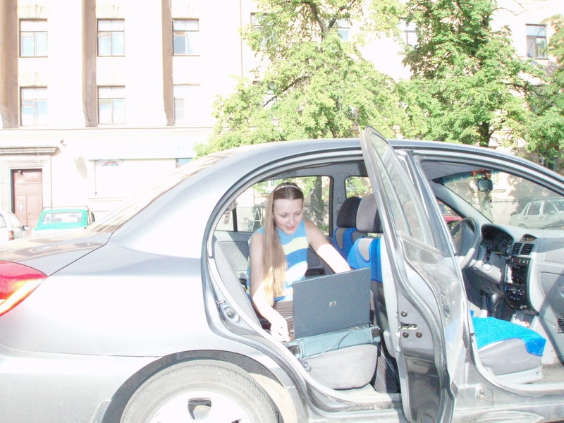 Аня-супершпион.