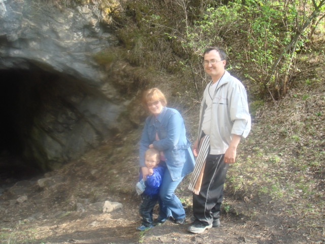 Вход в пещеру Кургазакская