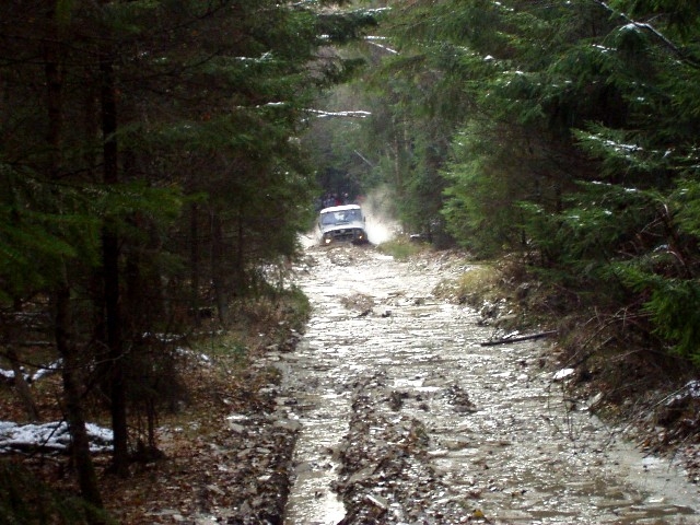 Так разведывают трассу до покатушек...