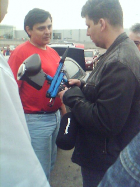 Встреча Клуба в Меге 25.05.06 (Пейнтболисты)