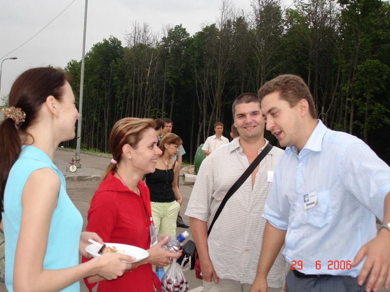 Взлетаю я на бреющем, а они из-за облаков... И вокруг - кресты, кресты, кресты!!!