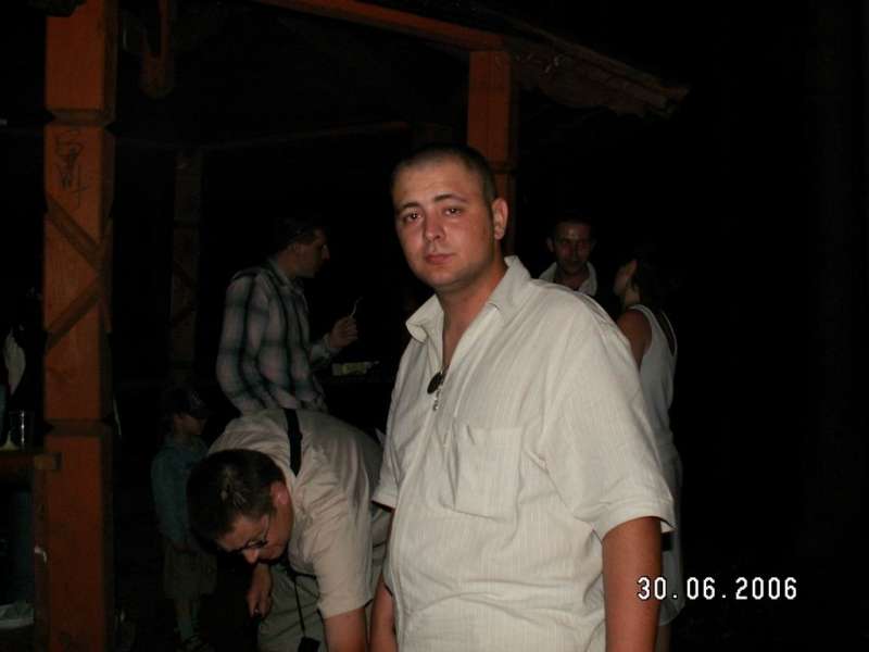 Продолжение в лесу.