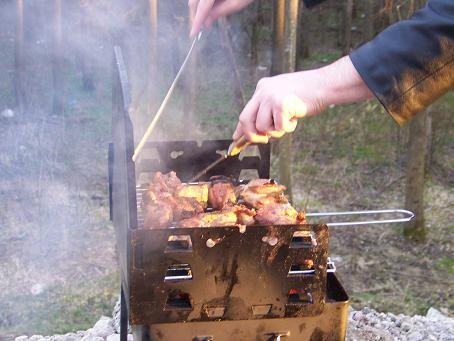 приготовление шашлыка