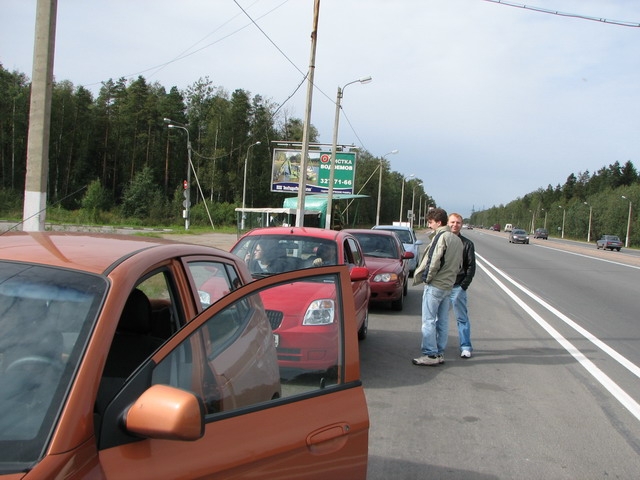 стоянка у АЗС (для закупки угля)