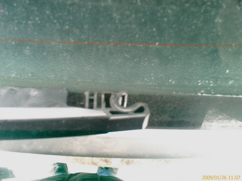 задняя щетка