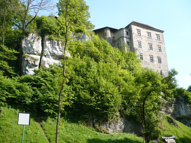 Пескова Скала